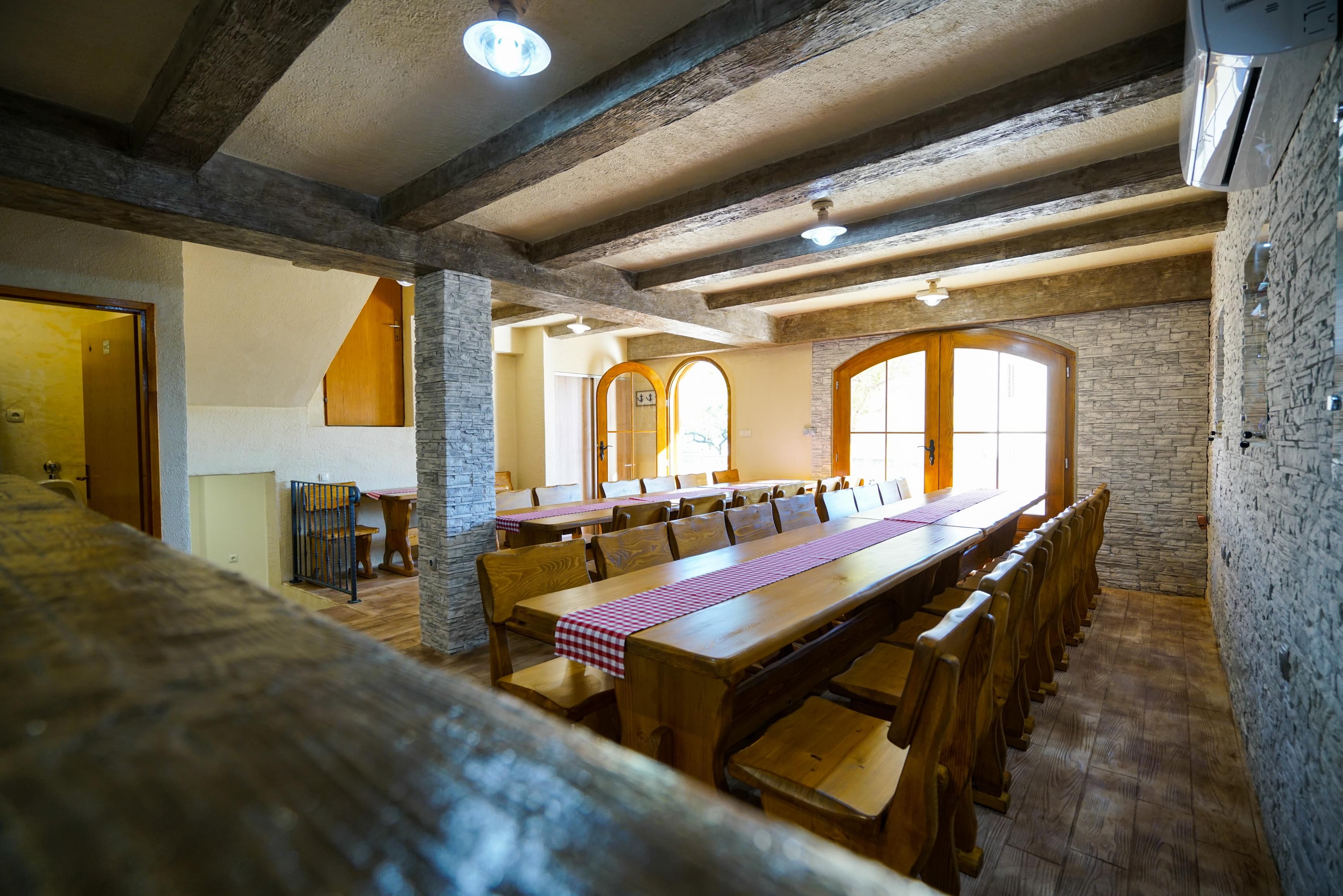 gallery4